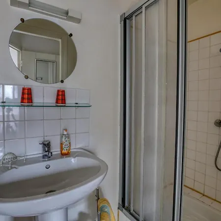 Maison Spacieuse Avec Jardin Pres De Le Bouffay *