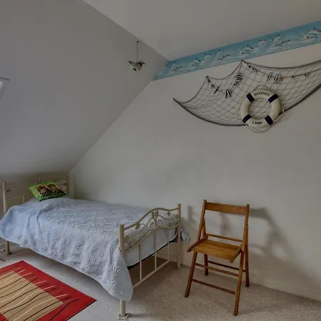 Maison Spacieuse Avec Jardin Pres De Le Bouffay بيت للعطل *