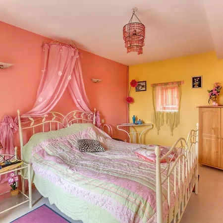 Maison Spacieuse Avec Jardin Pres De Le Bouffay 度假居 *