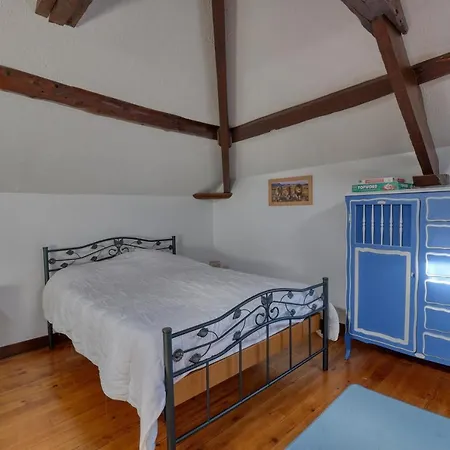 Maison Spacieuse Avec Jardin Pres De Le Bouffay بيت للعطل *