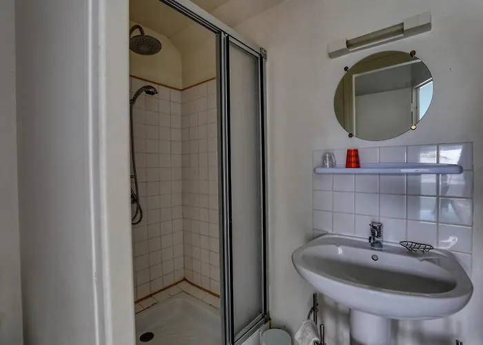 Maison Spacieuse Avec Jardin Pres De Le Bouffay *