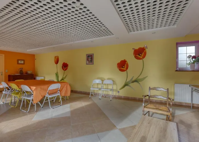 Nyaraló Maison Spacieuse Avec Jardin Pres De Le Bouffay *